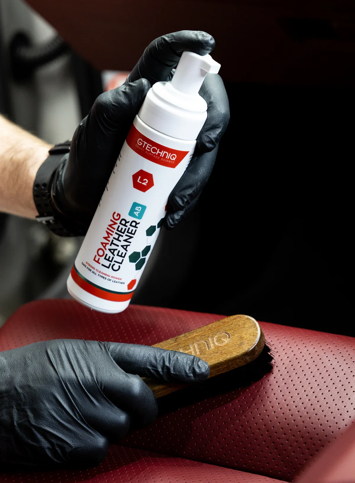 L2 Foaming Leather Cleaner - 200ml