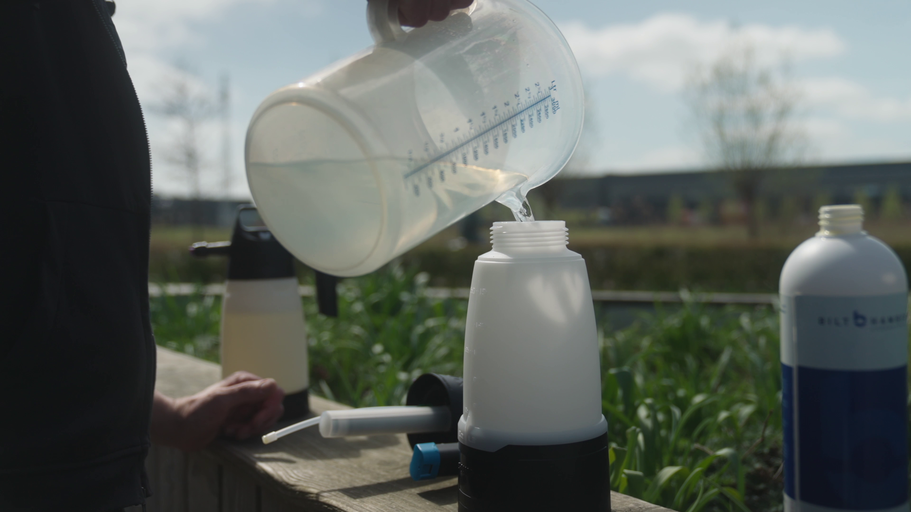 beer, fles, maatbeker, buiten, pompfles