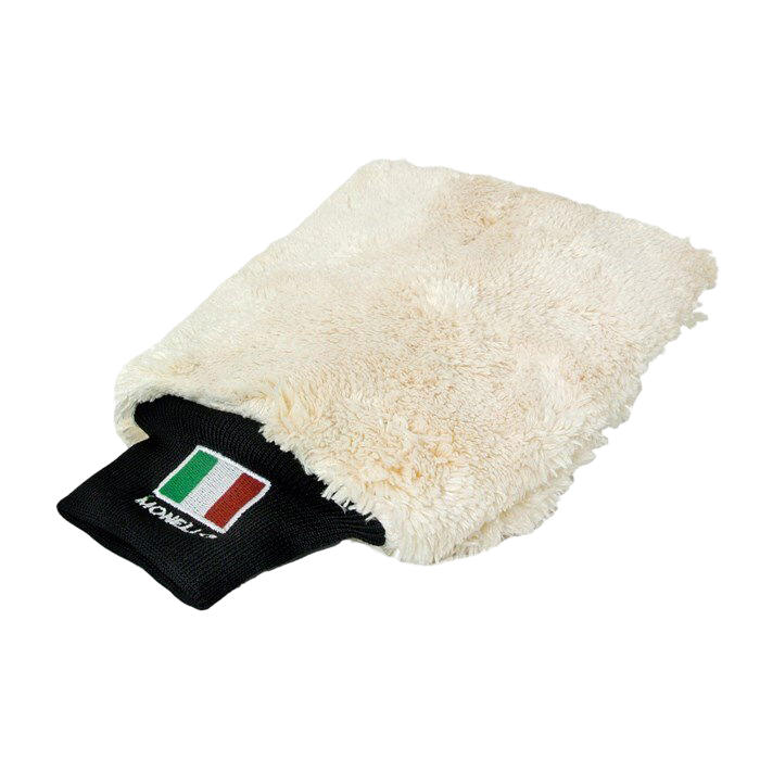 Thick Mitt Woondecoratie, Eerste hulp