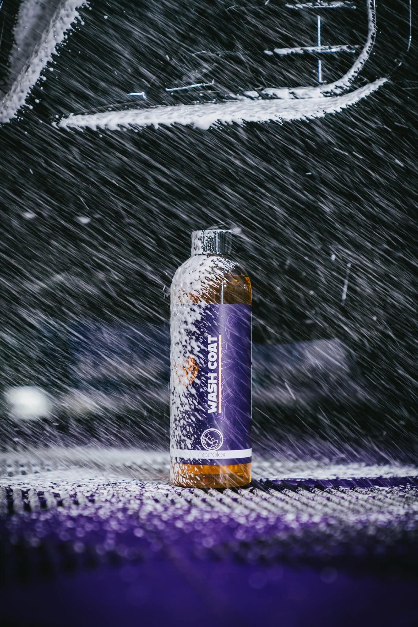 wash coat, car care, bottle, purple label, winter scene
