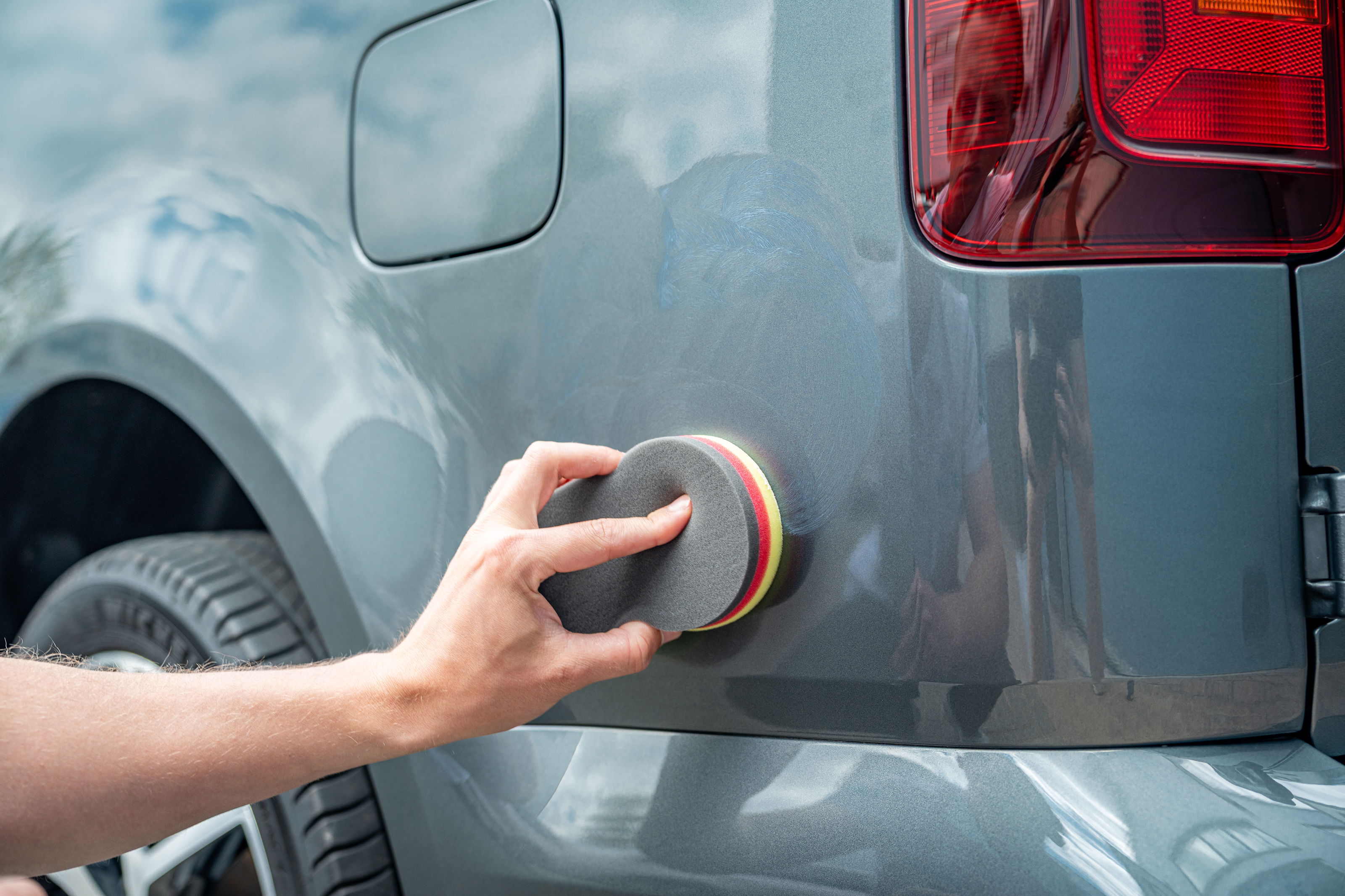Easy Detailing Duo Cutting and Finessing Hand Pad